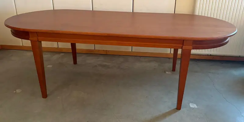 Meubel in massief hout